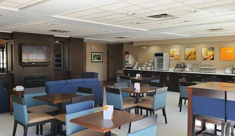 هتل Comfort Inn & Suites Decatur Forsyth