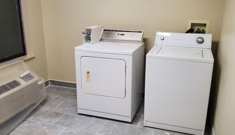 هتل Comfort Inn & Suites Decatur Forsyth
