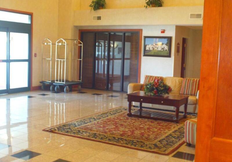 هتل Comfort Inn & Suites Decatur Forsyth