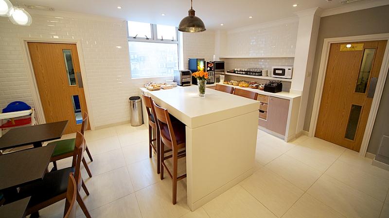 هتل Comfort Inn Victoria