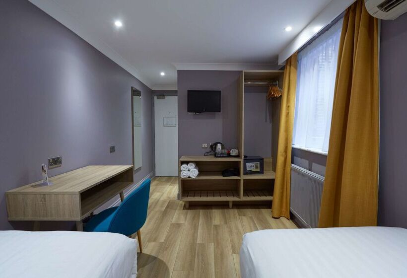 هتل Comfort Inn Victoria