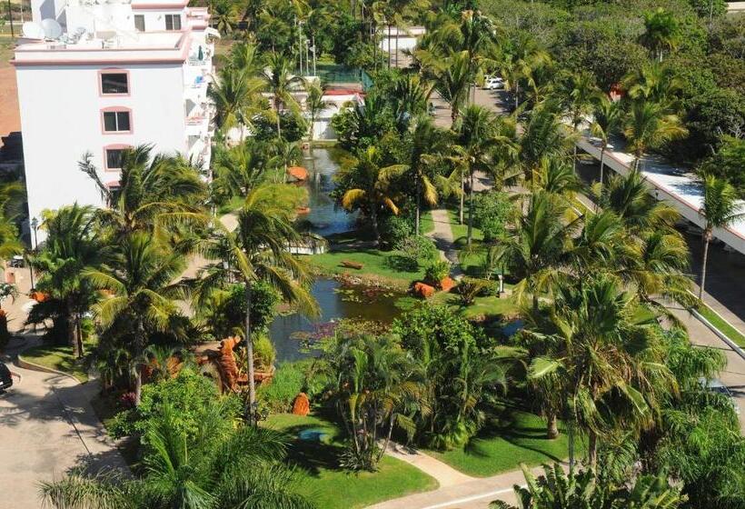 Fotos del hotel Costa Bonita Condominium & Beach Resort:  18