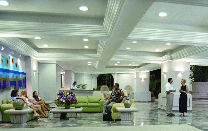 Fotos del hotel Costa Bonita Condominium & Beach Resort:  17