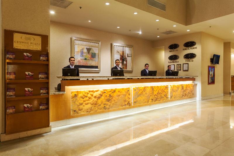 هتل Crowne Plaza Torreon, An Ihg