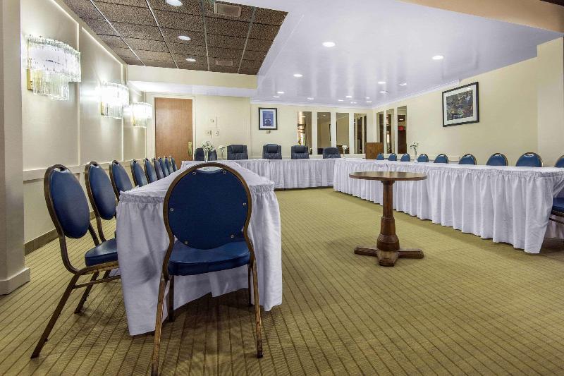 فندق Econo Lodge