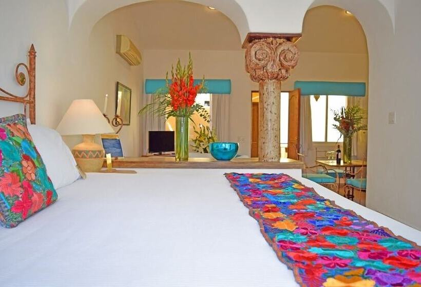 هتل El Encanto Inn & Suites