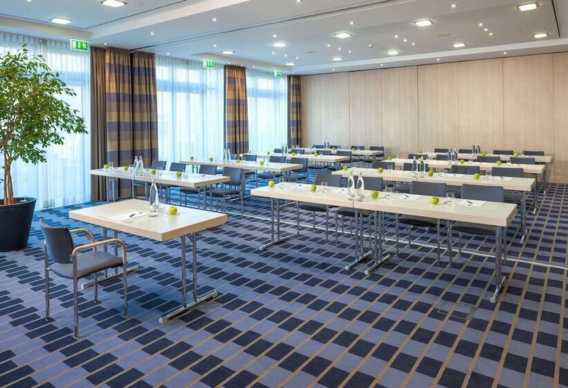 Fotos del hotel Essential By Dorint Berlin-adlershof:  42