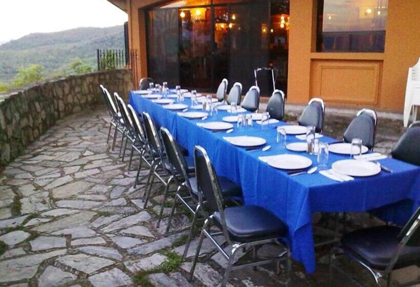 Fotos del hotel Hacienda Cola Del Caballo:  15