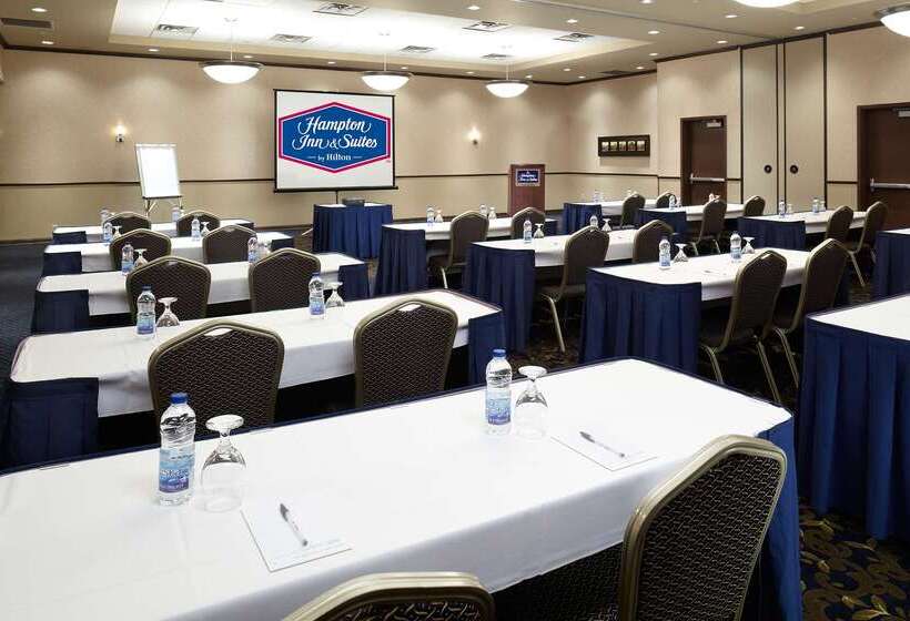 هتل Hampton Inn & Suites By Hilton Montreal Dorval
