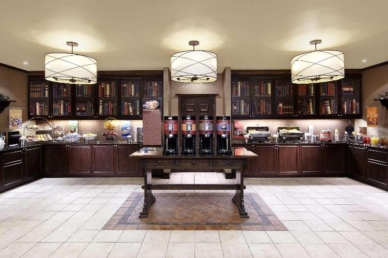 هتل Hampton Inn & Suites By Hilton Montreal Dorval
