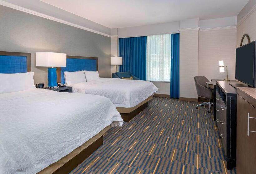 فندق Hampton Inn & Suites Buffalo Downtown