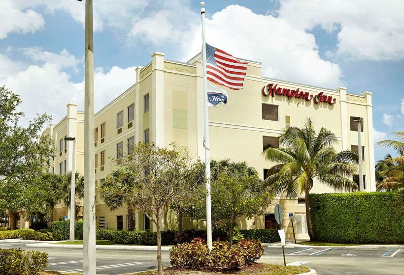 هتل Hampton Inn West Palm Beach Central Airport