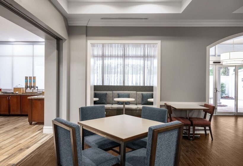 هتل Hampton Inn By Hilton West Palm Beach Central Airport