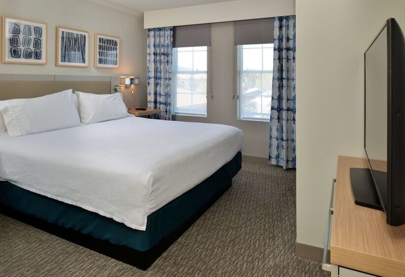هتل Hilton Garden Inn Napa