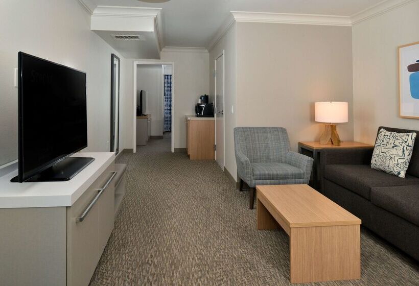هتل Hilton Garden Inn Napa