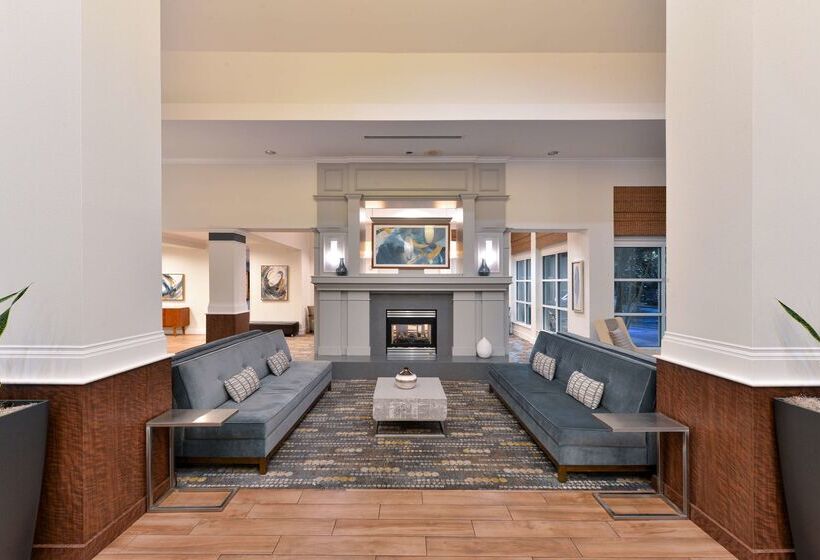 هتل Hilton Garden Inn Napa