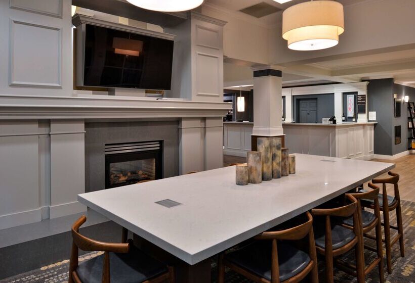 هتل Hilton Garden Inn Napa