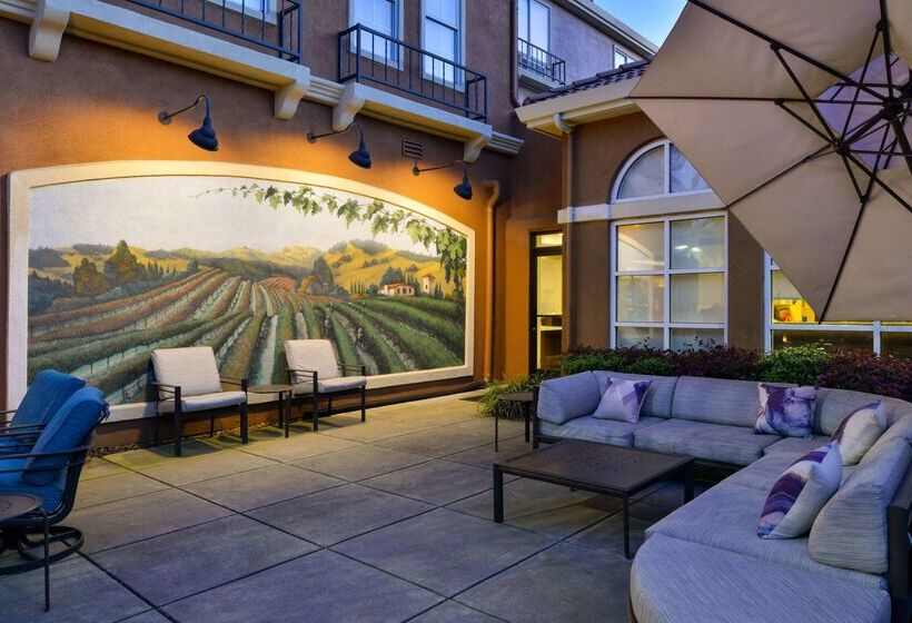 هتل Hilton Garden Inn Napa