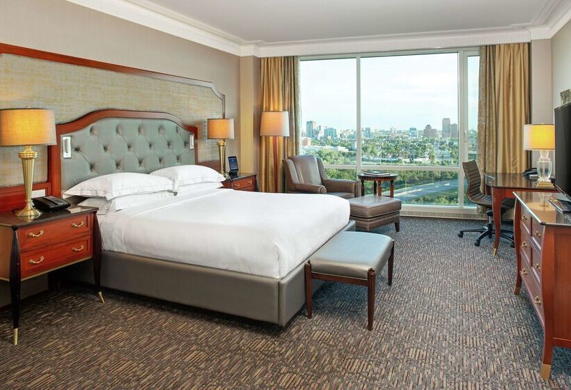 בית מלון כפרי Hilton Lacleamy