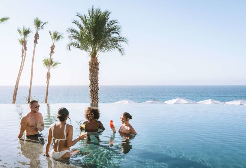 هتل Hilton Los Cabos