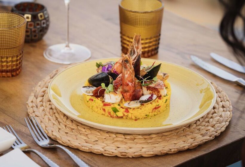 هتل Hilton Los Cabos