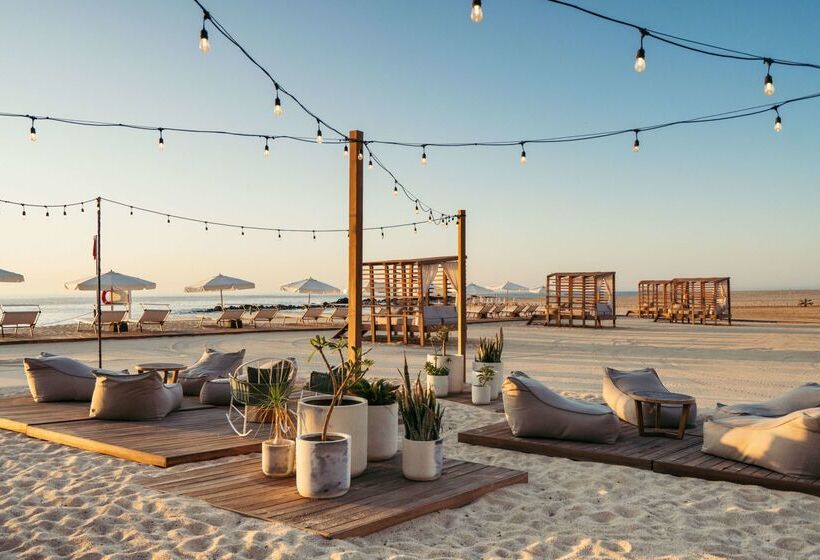 هتل Hilton Los Cabos