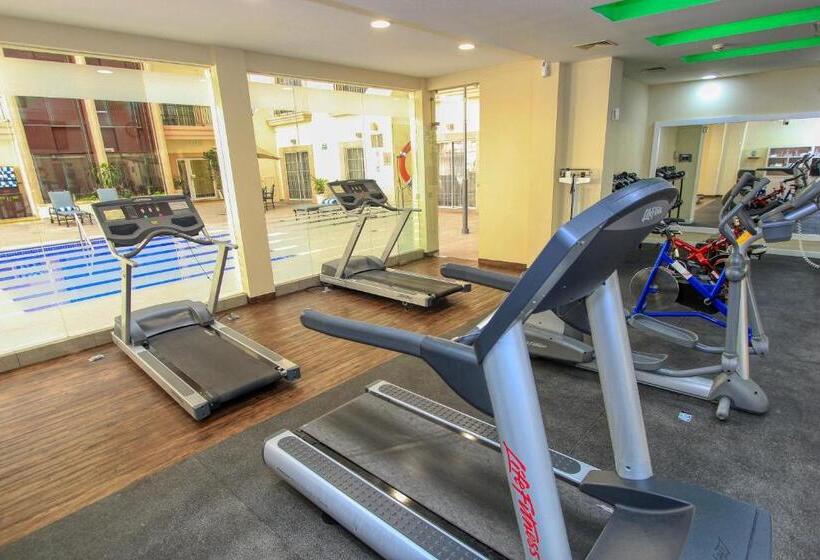 هتل Holiday Inn Leon, An Ihg