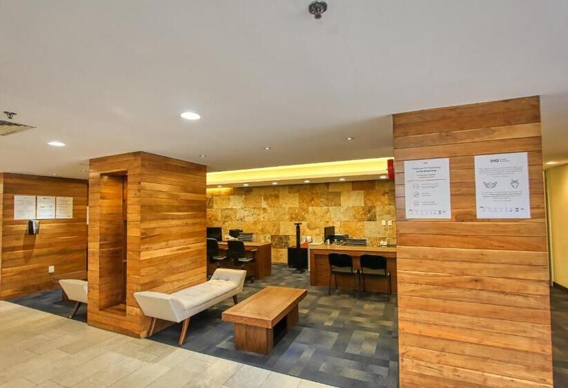 هتل Holiday Inn Leon, An Ihg