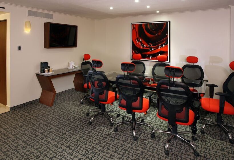هتل Holiday Inn Mexico City   Trade Center, An Ihg