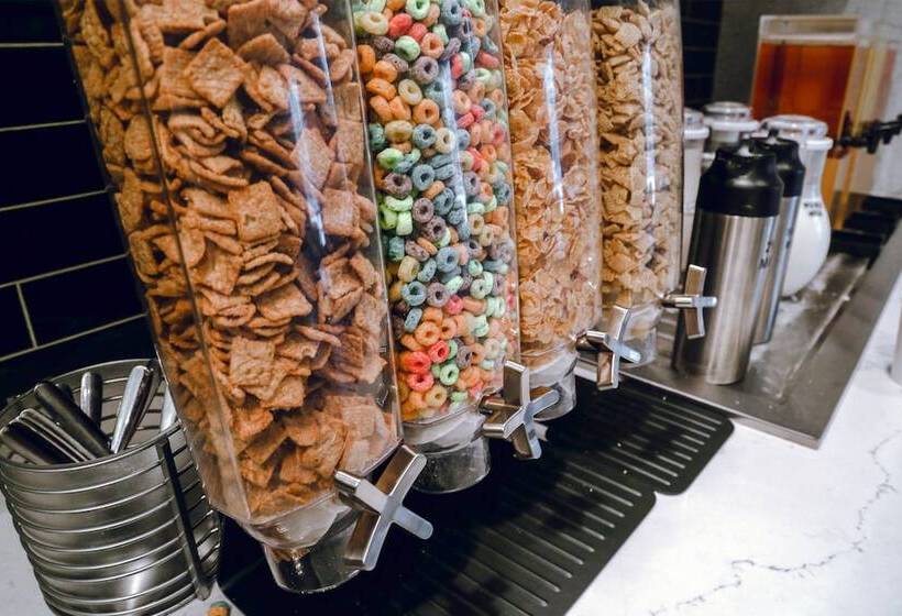 هتل Hyatt Place Mt Laurel