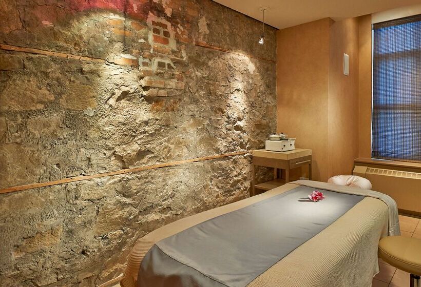 هتل Hyatt Regency Calgary