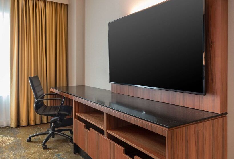 هتل Hyatt Regency Calgary