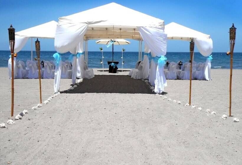 هتل Loreto Bay Golf Resort & Spa At Baja