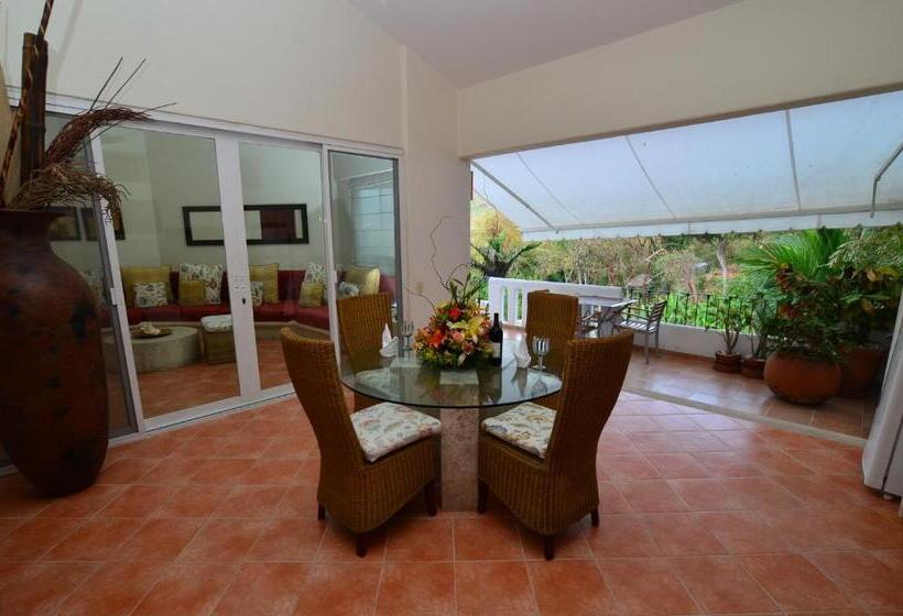 هتل Pacifica Resort Ixtapa