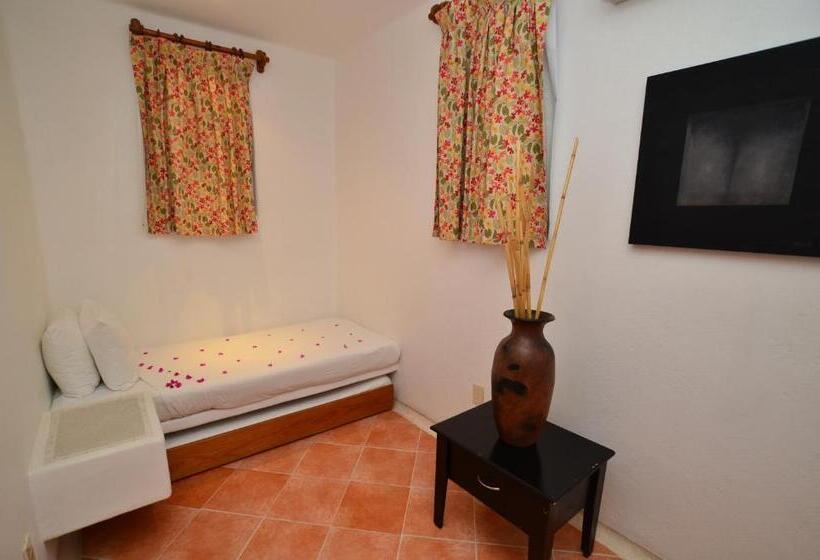 هتل Pacifica Resort Ixtapa