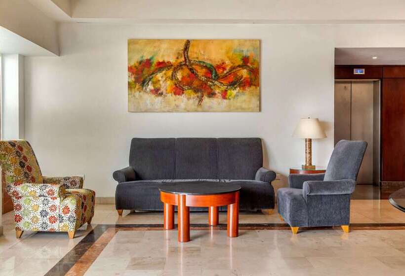 Fotos del hotel Quality Inn Monterrey La Fe:  24