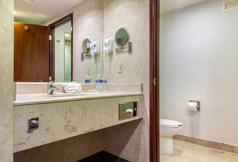 Fotos del hotel Quality Inn Monterrey La Fe:  21