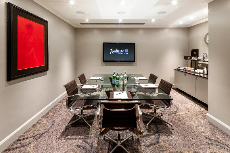 Fotos del hotel Radisson Blu Edwardian Grafton Hotel, London:  43