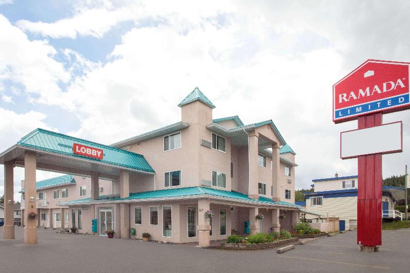 בית מלון כפרי Ramada Limited 100 Mile House