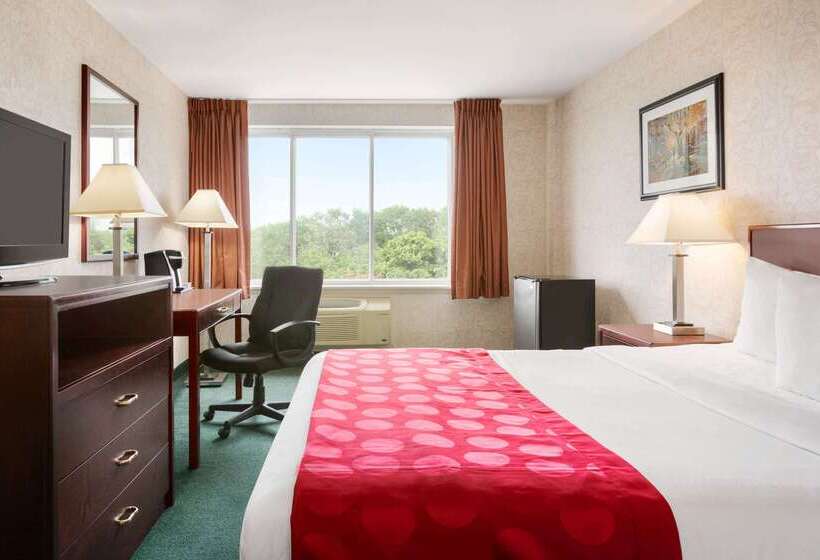 فندق Ramada Plaza By Wyndham Montreal