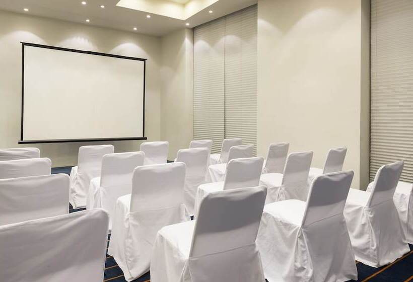 هتل Real Inn San Luis Potosí