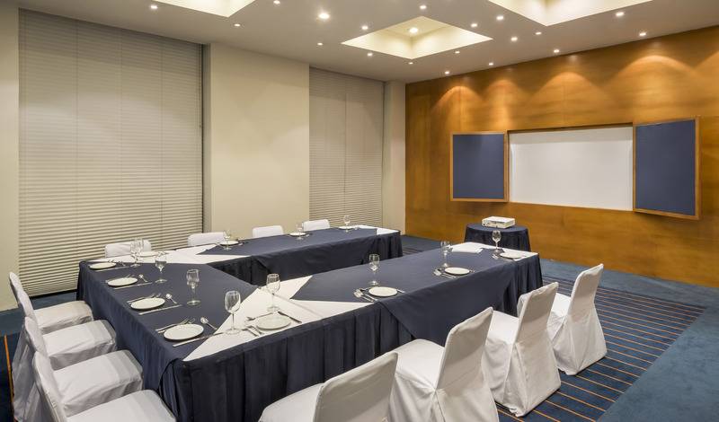 هتل Real Inn San Luis Potosí