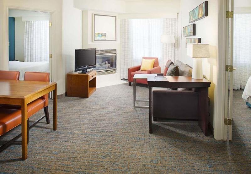 هتل Residence Inn Dallas Park Central