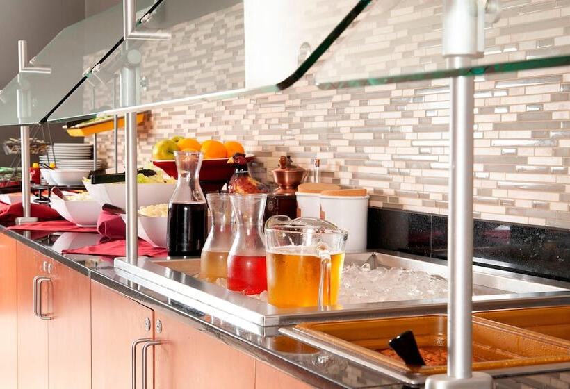 هتل Residence Inn By Marriott Raleigh Crabtree Valley