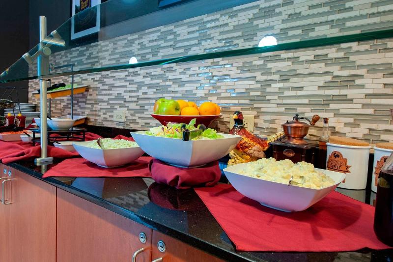 هتل Residence Inn By Marriott Raleigh Crabtree Valley