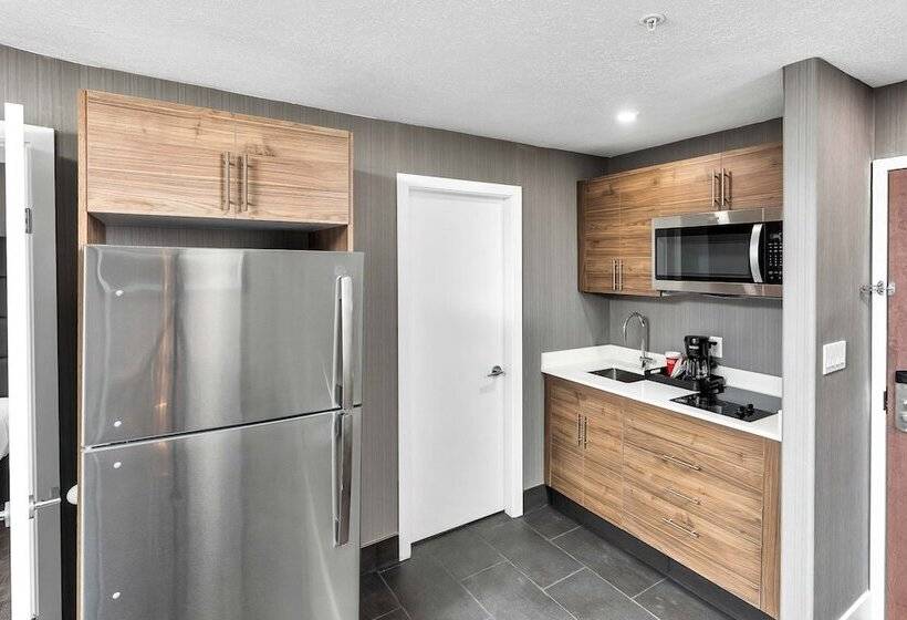 Sandman Hotel Grande Prairie