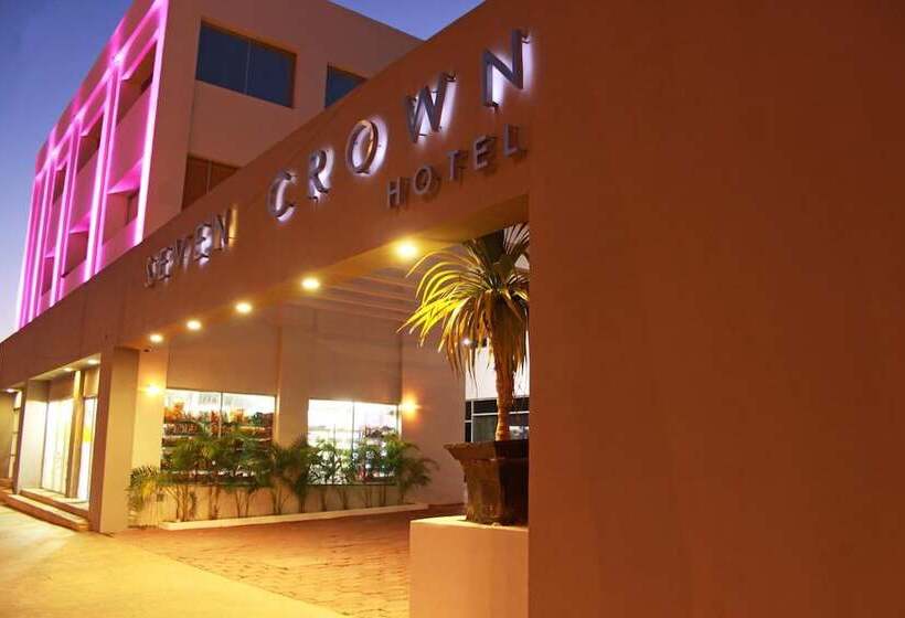 Hotel Seven Crown Express & Suites By Kavia