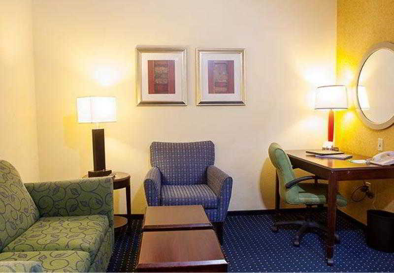 هتل Springhill Suites Savannah Airport