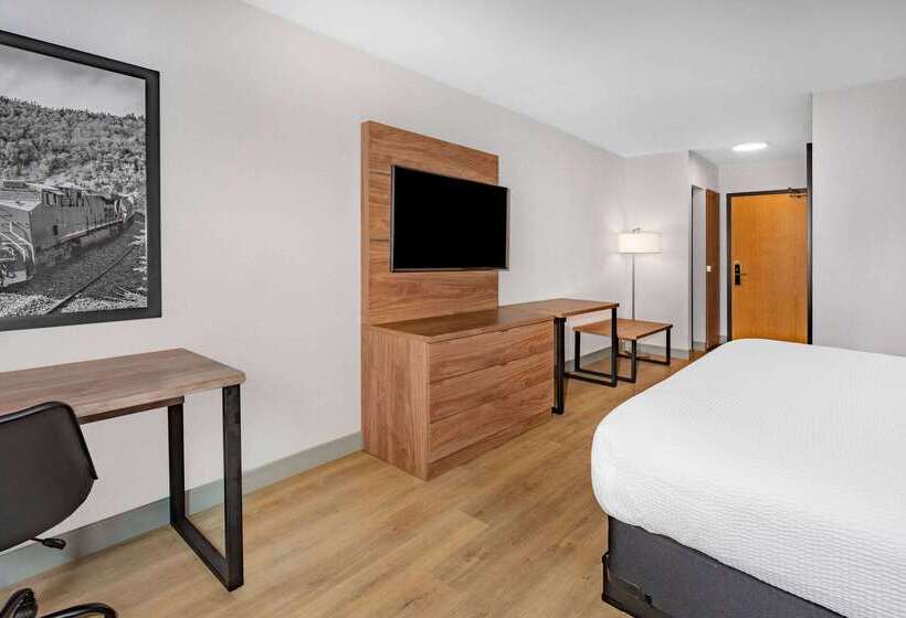 בית מלון כפרי Super 8 By Wyndham Cornwall On