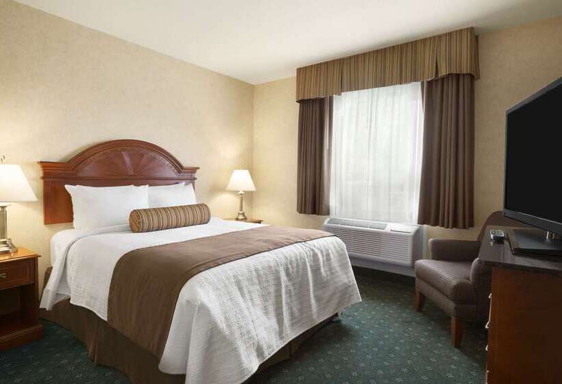 فندق Travelodge By Wyndham Strathmore